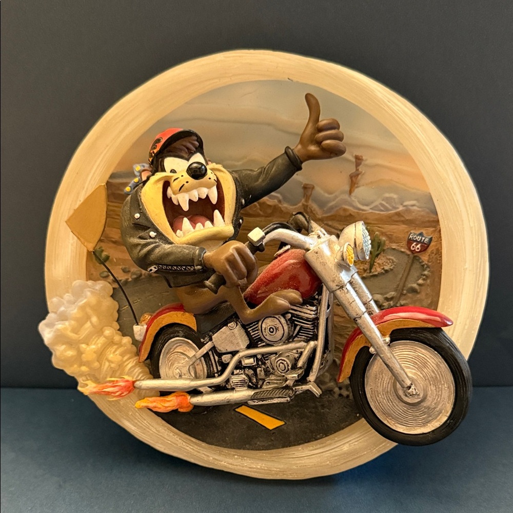 Looney Tunes *Tazmanian DEVIL on Motorcycle. “Born to be wild” 1999